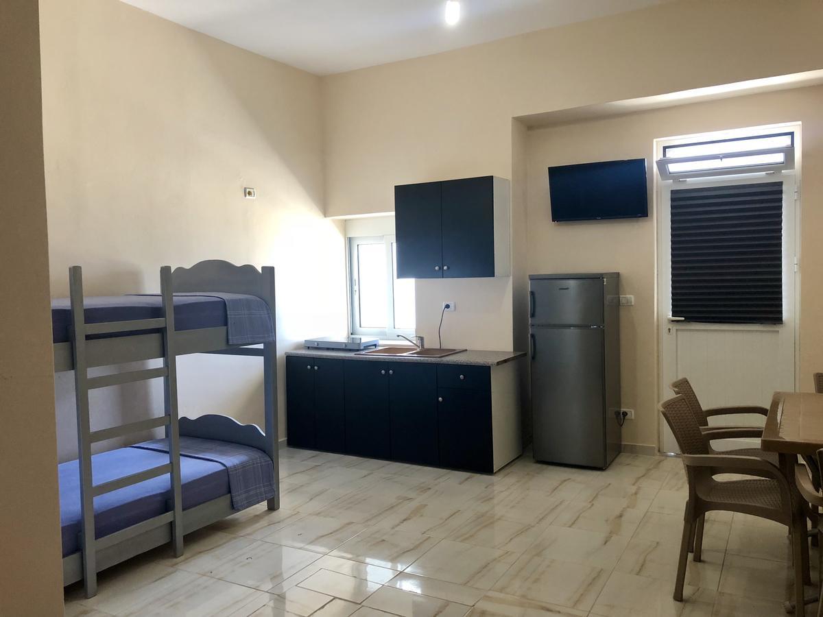Residence Villa Denny&Villa Kate Борш Экстерьер фото
